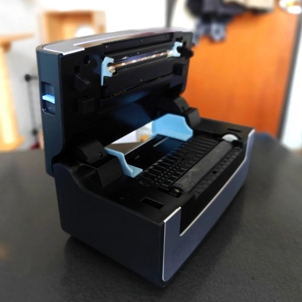 Polano Thermal Printer comes with all original accesories & Free 500 4x6 Labels